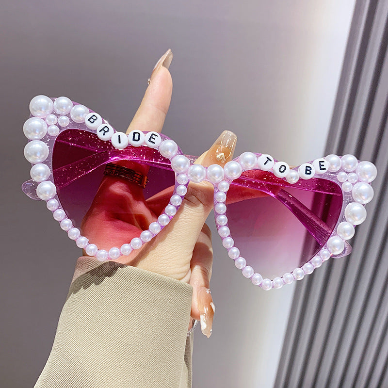 Beaira Luxury Bachelorette Party Bride Sunglasses Heart Shaped Sun Glasses For Women Bridesmaid Bride Wedding Party Photo Tools Gift