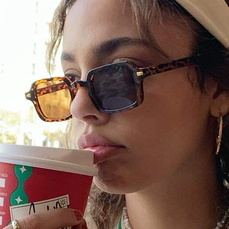 Beaira Simple Square Sunglasses Men and Women Retro Glasses Summer Sunshade Beach Fashion Glasses