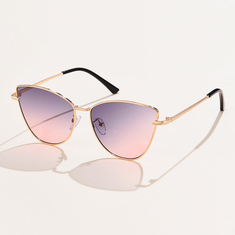 Beaira Triangle Metal Frame Sunglasses Women Cat Eye Trendy Small Fashion Cateye Sun Glasses Streetwear Shades Feminino UV400