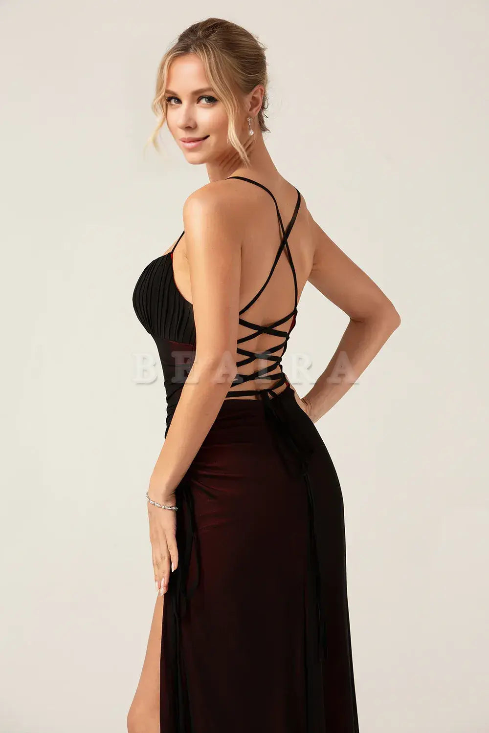 Beaira Sheath Spaghetti Straps Maxi Black Red Bridesmaid Dress With Slit Bridesmaid dress shop