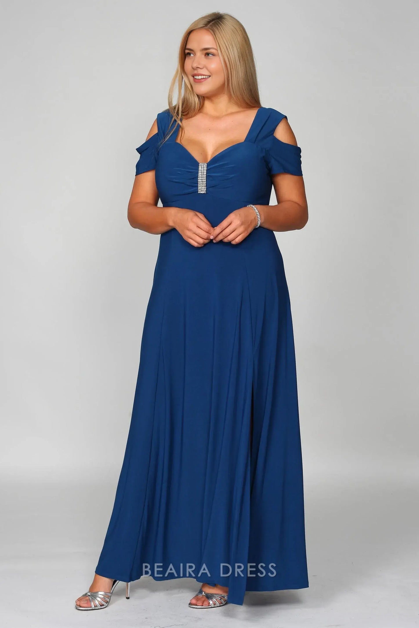 Simple Plus Size Cold - Shoulder Evening Gown with Rhinestone Detail and Slit Prom Dress