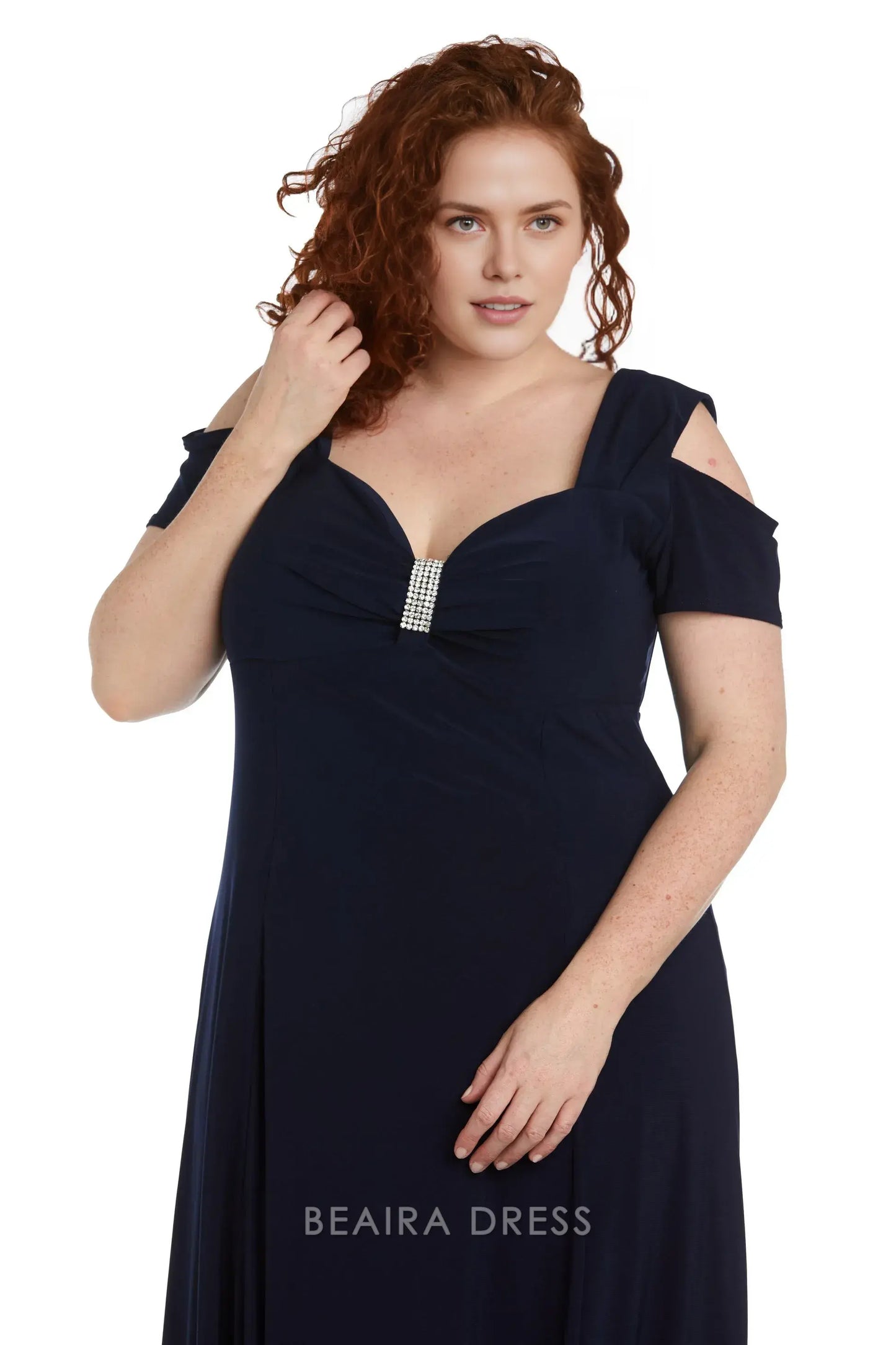 Simple Plus Size Cold - Shoulder Evening Gown with Rhinestone Detail and Slit Prom Dress
