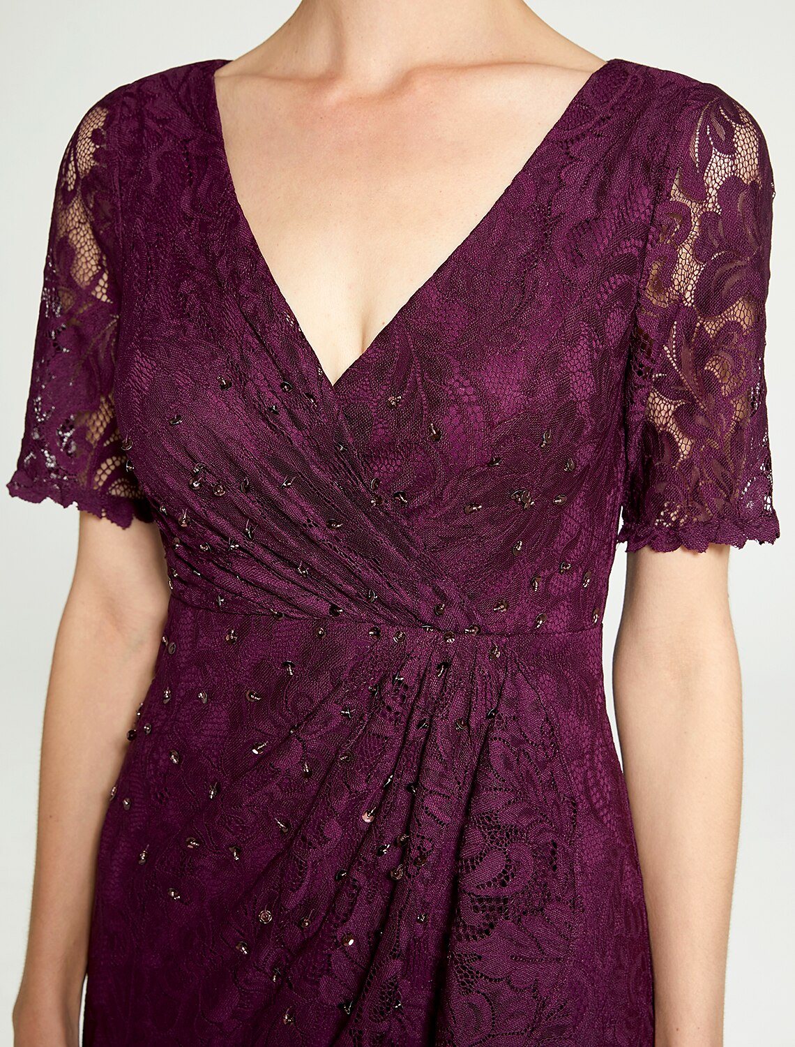 Sheath / Column Mother of the Bride Dress V Neck Floor Length Lace Short Sleeve with Lace Beading