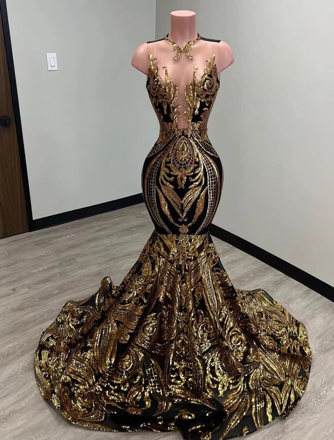 Mermaid Black Dress Plus Size Evening Gown Elegant Dress Carnival Formal Court Train Sleeveless Illusion Neck African American Sequined with Sequin