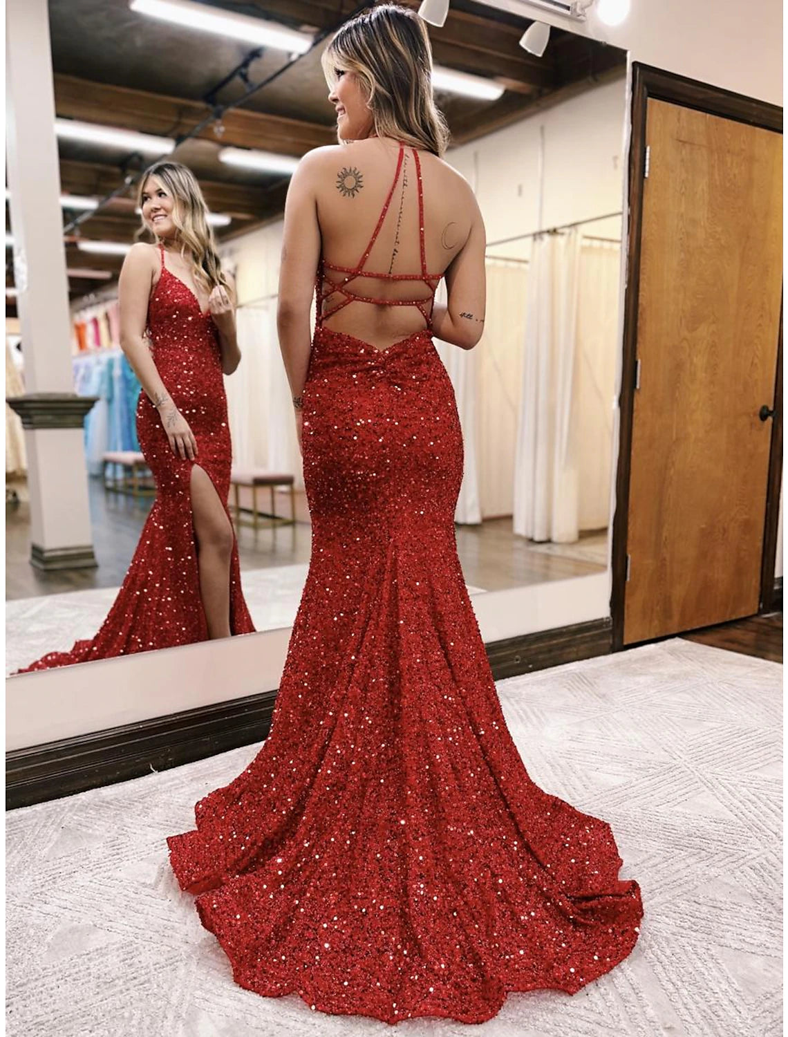 Mermaid / Trumpet Prom Dresses Sparkle & Shine Dress Formal Wedding Guest Sweep / Brush Train Sleeveless V Neck Sequined Backless with Sequin