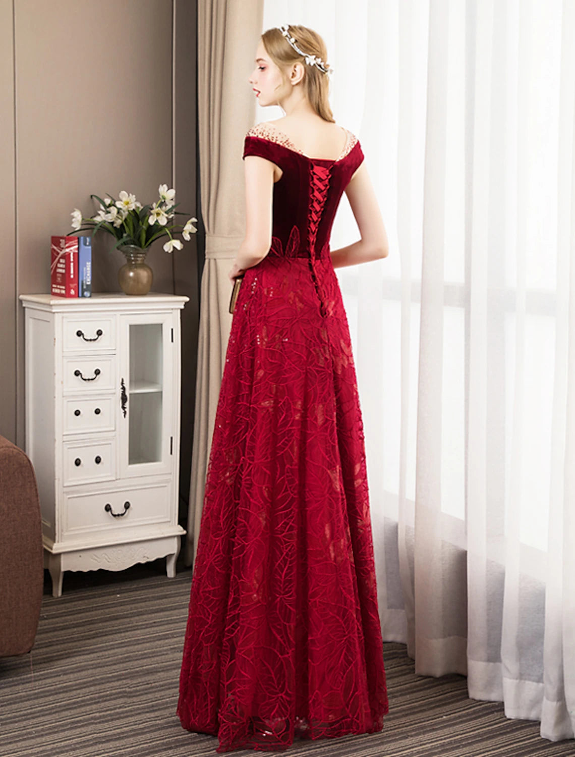 A-Line Prom Dresses Glittering Dress Engagement Prom Floor Length Short Sleeve Jewel Neck Tulle with Pleats Crystals Pattern