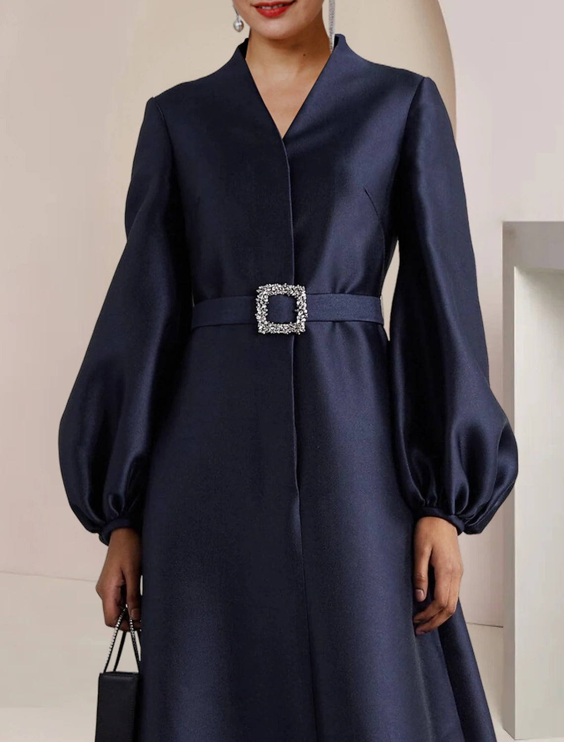 A-Line Mother of the Bride Dress Wedding Guest Party Elegant V Neck Floor Length Satin Long Sleeve with Pearls
