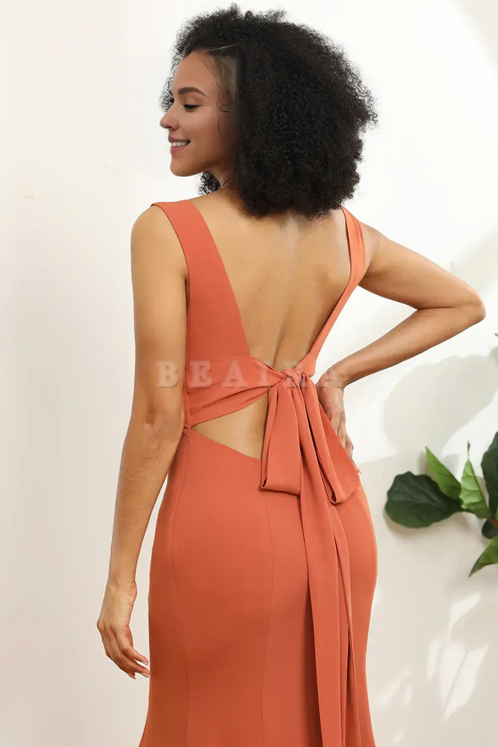 Beaira simple Sunset Mermaid V-neck Bridesmaid Dress With Ruffles New Arrivals