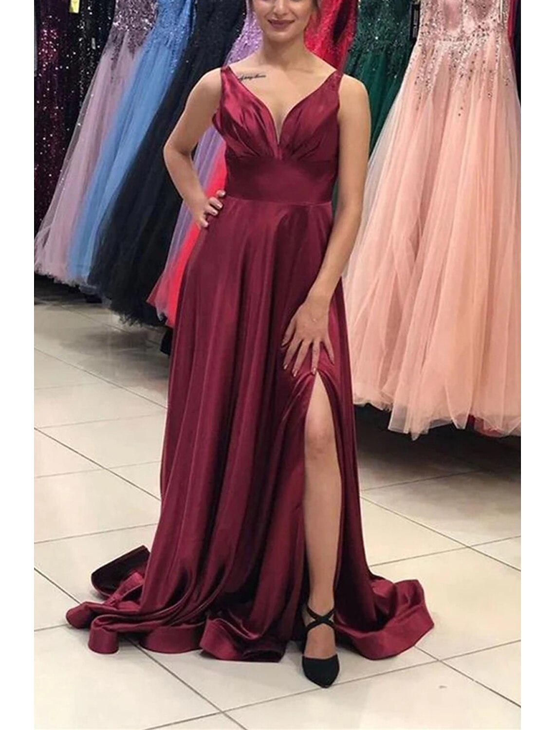 A-Line Prom Dresses Empire Dress Formal Wedding Party Sweep / Brush Train Sleeveless V Neck Satin Backless with Pleats