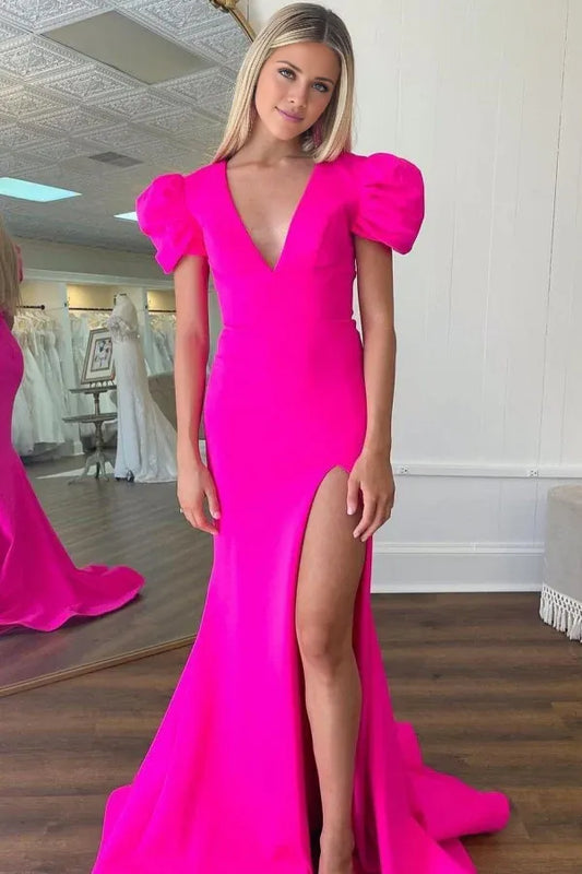 Beaira Classic & Modern Sheath V Neck Short Sleeves Open Back Black Prom Dress with High Side Slit and Train