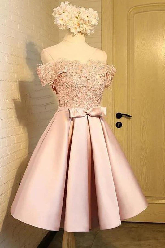 A Line Off the Shoulder Short Cocktail Dress Appliques Bowknot Lace Homecoming Dress