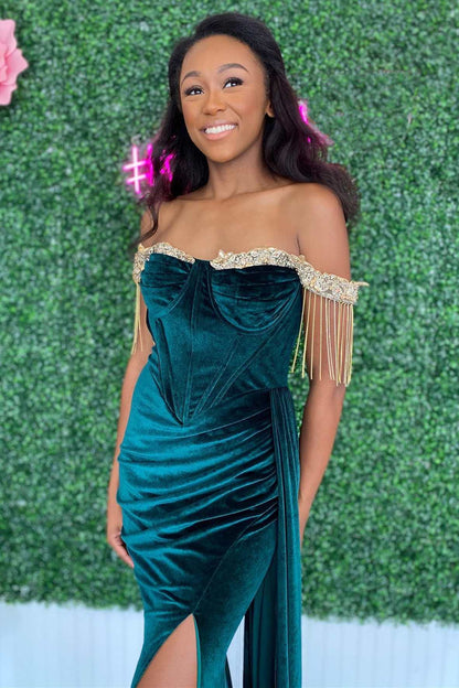 Amazing Emerald Velvet Off-the-Shoulder Fringe Slit Prom Dresses Evening with Attached Train