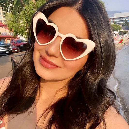 Beaira Bachelorette Party Heart Shaped Sunglasses Wedding Bridal Shower Decor Hen Supplies Bride To Be Bridesmaid Gift Glasses