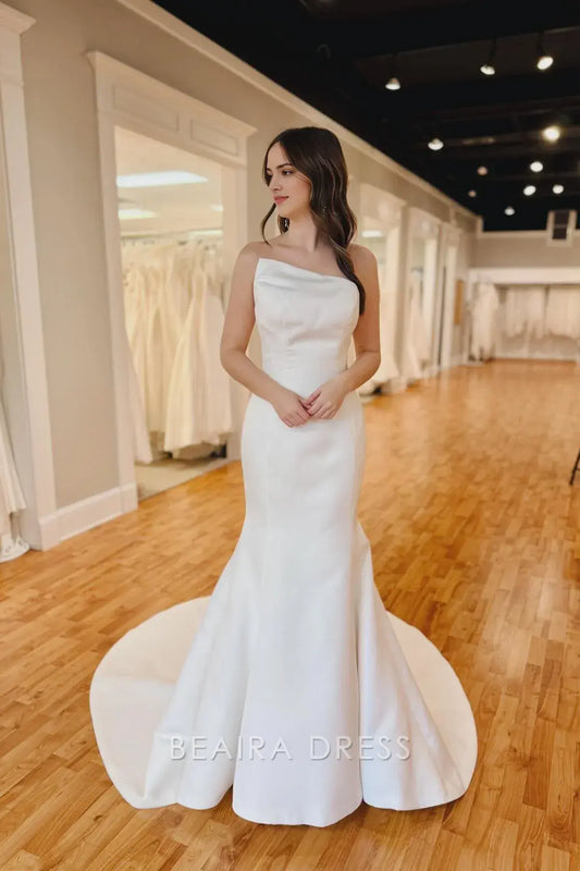 Beaira Elegant One - Shoulder Mermaid Wedding Dress with Satin Finish for Sophisticated Bridal Elegance