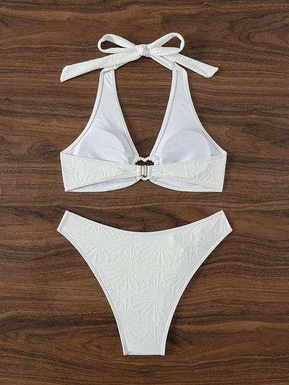 Beaira European and American new solid color split swimsuit female sexy triangle bag bikini hot spring swimsuit