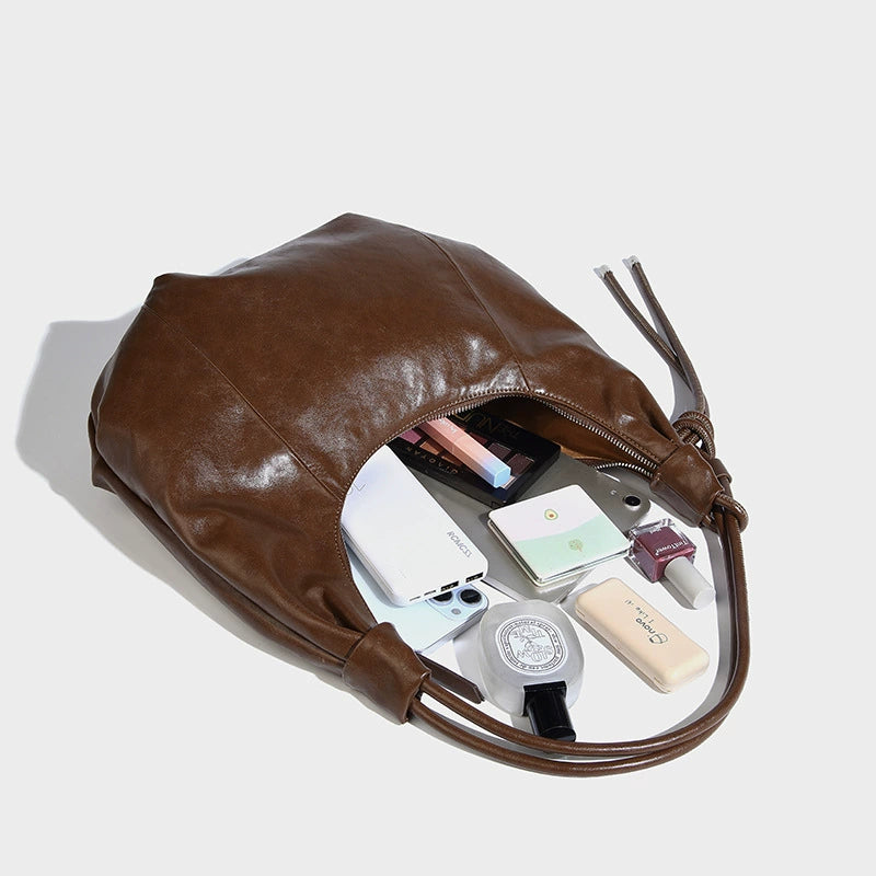 Beaira Large Capacity Retro Soft Leather Folded Dumpling Bun Autumn/Winter Trendy Lazy Style Casual Versatile Shoulder Bun