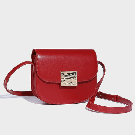 Beaira New autumn and winter saddle bag with fashionable and casual niche design diagonal cross bag versatile shoulder bag for holidays