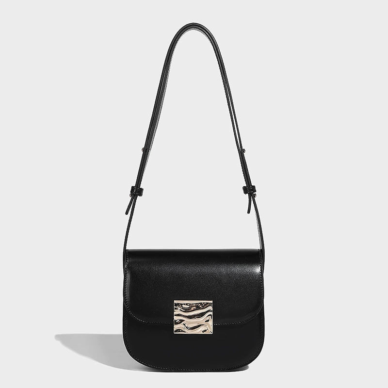 Beaira New autumn and winter saddle bag with fashionable and casual niche design diagonal cross bag versatile shoulder bag for holidays