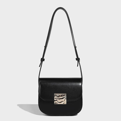 Beaira New autumn and winter saddle bag with fashionable and casual niche design diagonal cross bag versatile shoulder bag for holidays