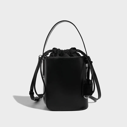 Beaira New high-end texture simple women's bag drawstring niche design black commuting bucket bag crossbody handbag