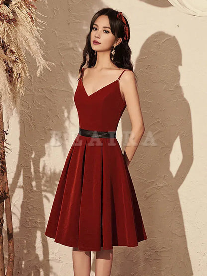 Beaira Burgundy velvet v neck short prom dress burgundy homecoming dress Bridesmaid dress shop