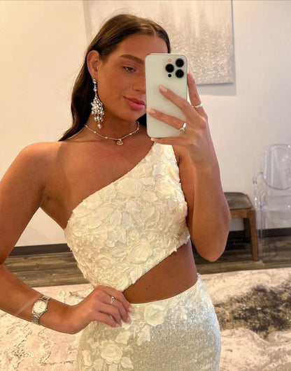 Mermaid Cut Out Oner Shoulder Sequins Split Prom Dress With Appliques