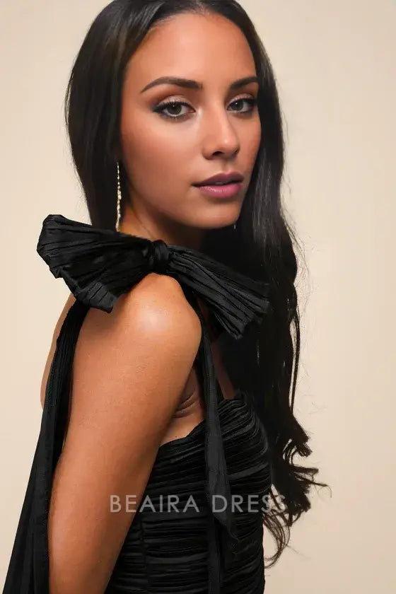 Gorgeous for women Black Pleated Sleeveless Square Neck Ruched Bodice Bow-Accent Maxi Dress Prom Dress
