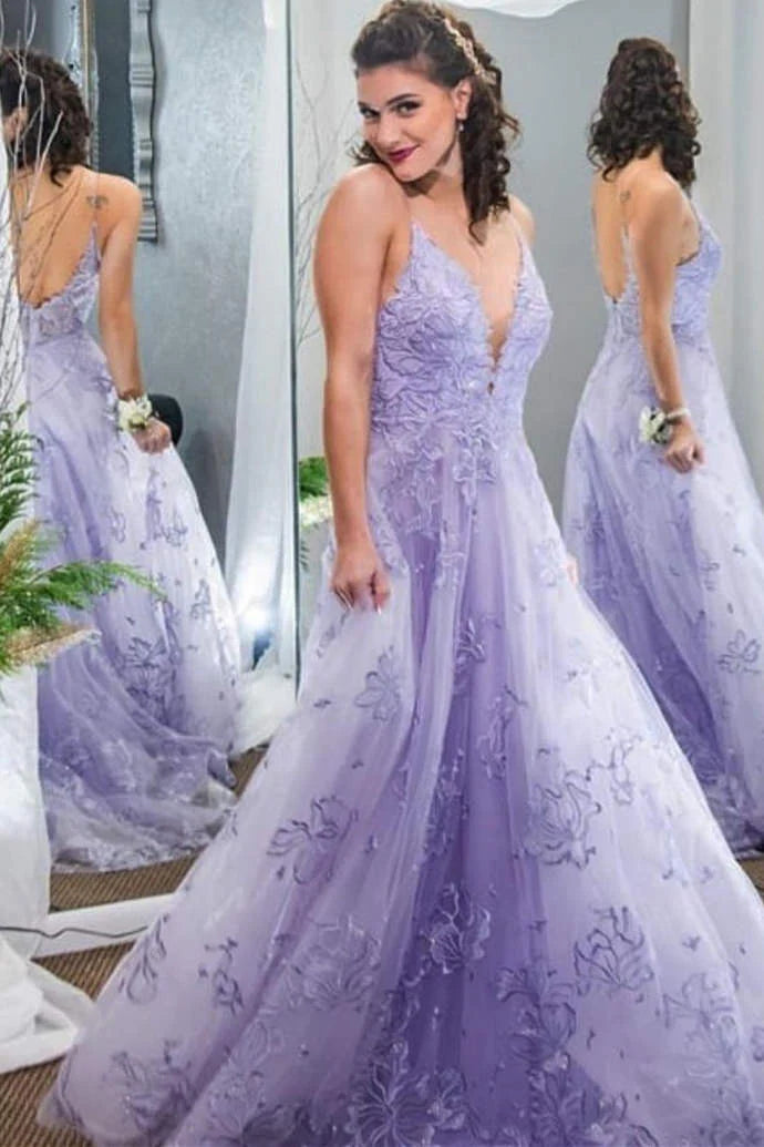 Hot Spaghetti Straps V-neck tulle Appliques Long Prom Dresses