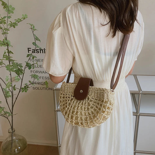 Beaira Ladies Semicircle Straw Handbag with Adjustable Strap Knitting Crossbody Bag Casual Sling Bag Travel Vacation Commute Bag