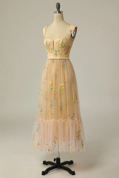 Lovely Sweetheart straps Homecoming Dresses A Line Tulle Tea Length