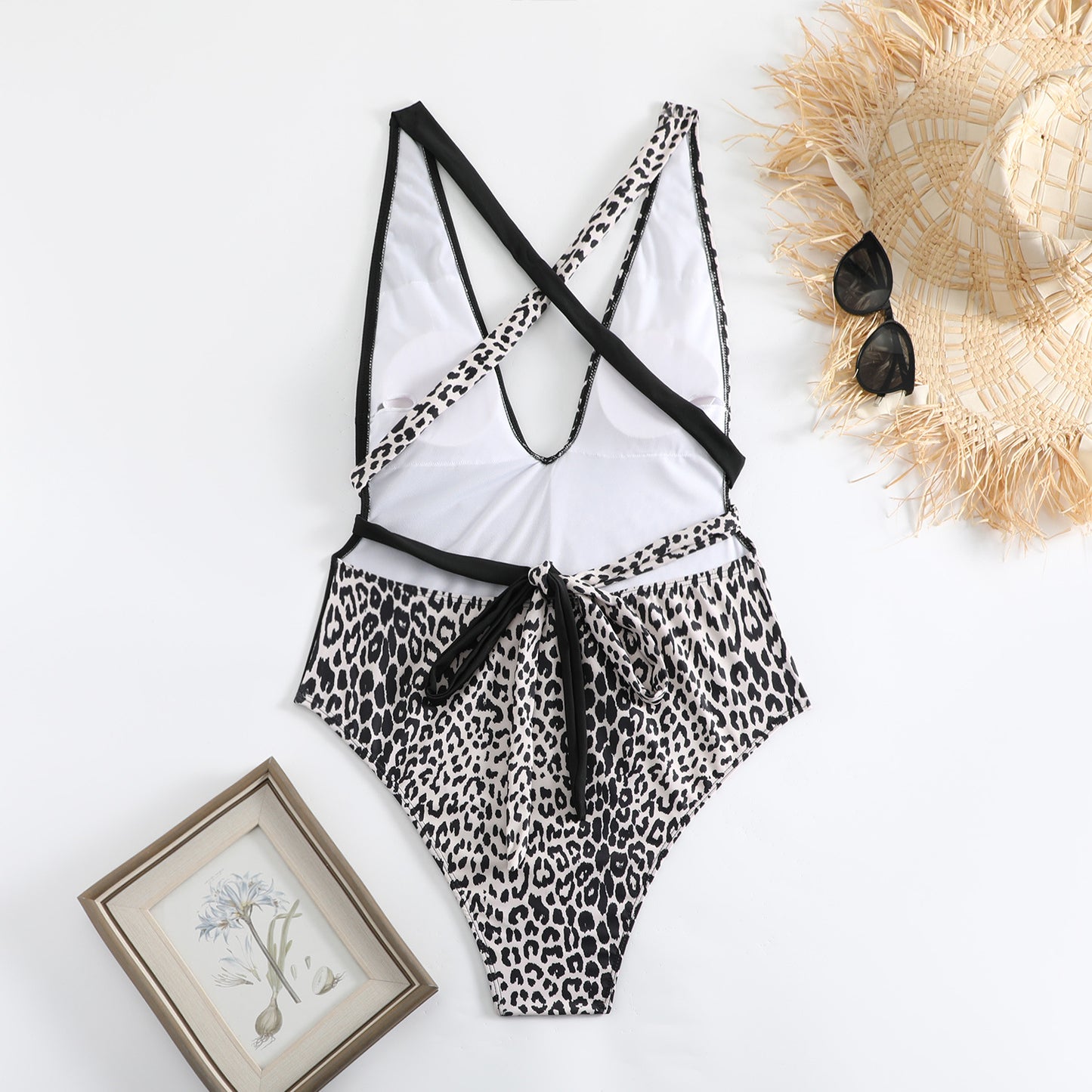 Beaira New one-piece swimsuit women's swimsuit color blocked spot lace up sexy backless
