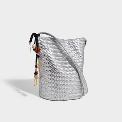 Beaira New niche hand-held woven bucket bag retro light luxury high-end tote single shoulder fashionable bag for women