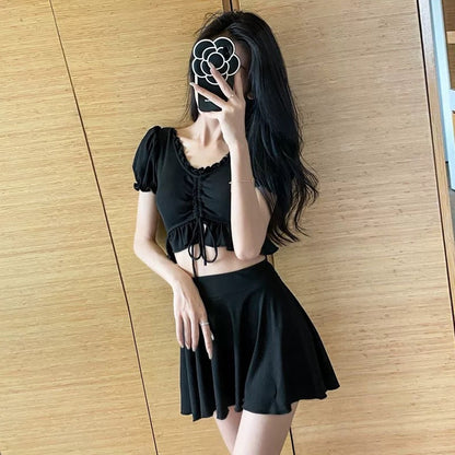 Beaira Female conservative swimsuit new Korean ins style split skirt style covers the belly to show off thinness student small chest gathered black swimsuit
