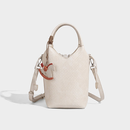 Beaira Advanced single shoulder bucket bag new versatile armpit bag woven large capacity commuting women's bag
