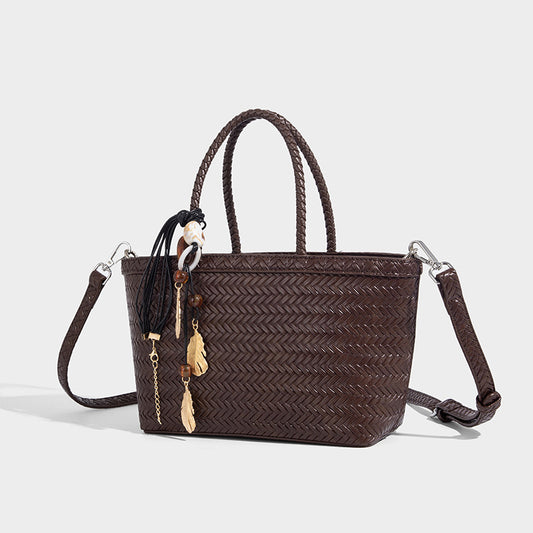 Beaira Advanced Handheld Woven Bag for Women's New Trendy Fashion Versatile Work Commuter Single Shoulder Crossbody Bag