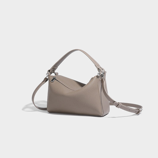 Beaira Small niche light luxury pillow bag women's new high-end handbag small square bag fashionable commuting shoulder crossbody bag