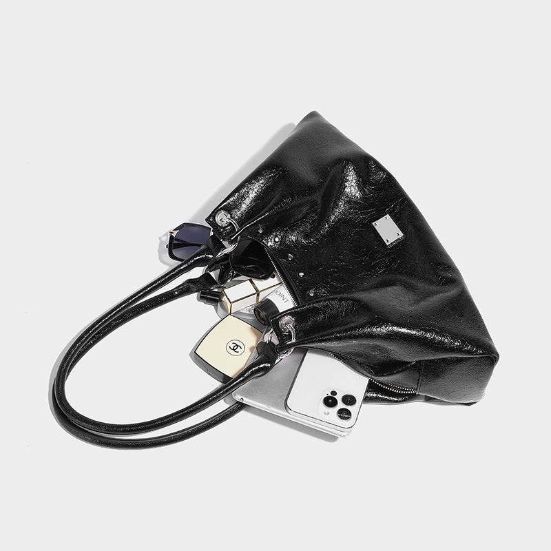 Beaira Small niche design fashionable retro single shoulder armpit bag large capacity tote bag lazy style high-end new women's bag