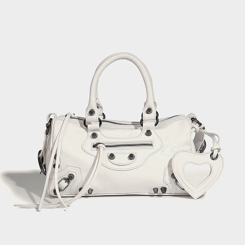 Beaira Paris Rivet Dark Motorcycle Bag Spicy Girl niche design high-end feel large capacity single shoulder crossbody tote handbag