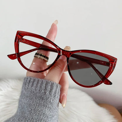 Beaira Cat Eye Frame Outdoor Photochromic Sunglasses Fashion Trendy Anti Blue Light Plain Eyeglasses Finished Optical Spectacle Eyewear