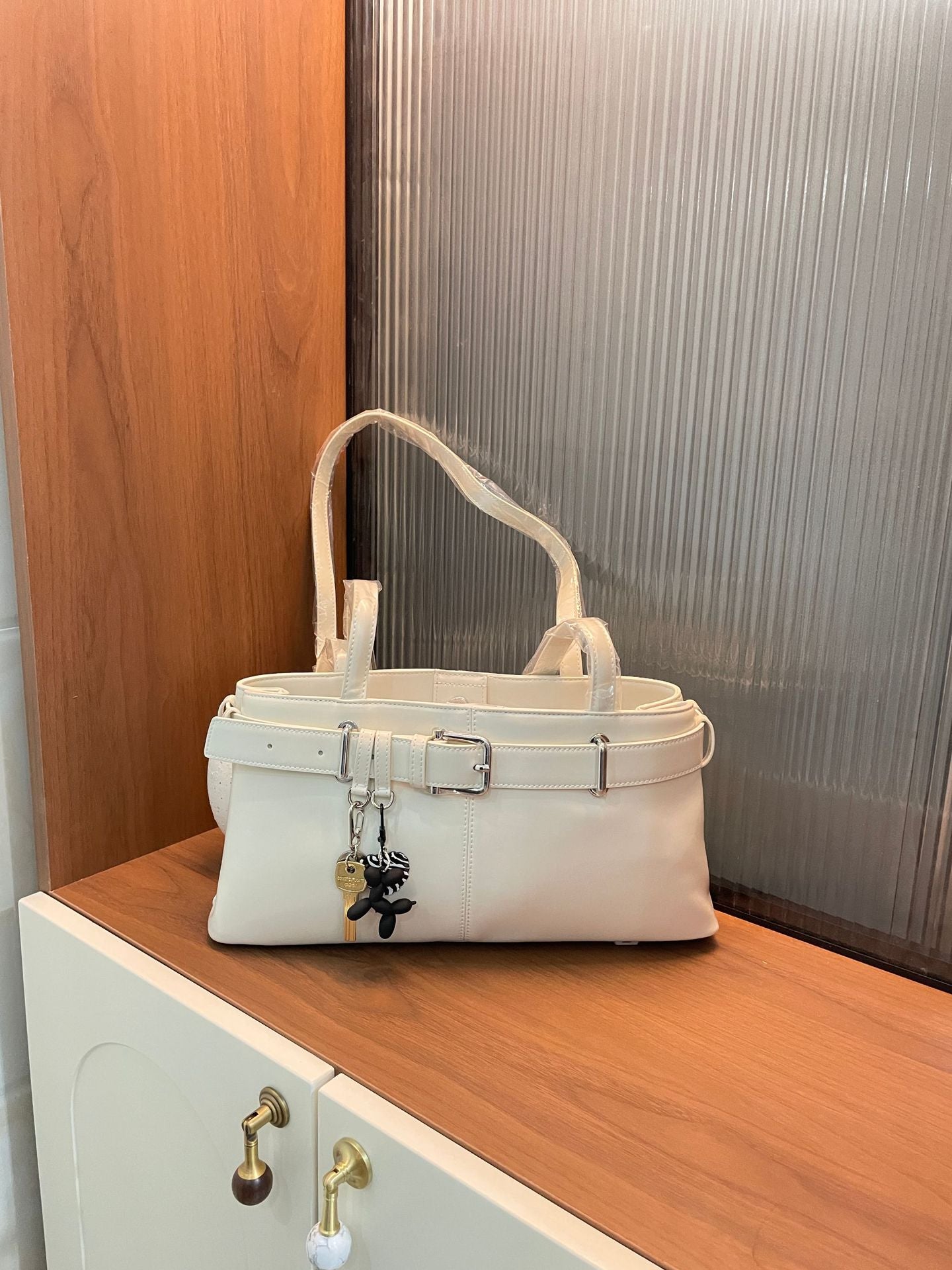 Beaira Niche OS bag, OI bag, baguette key bag, retro belt, underarm bag, sweet and cool large-capacity versatile cowhide shoulder bag