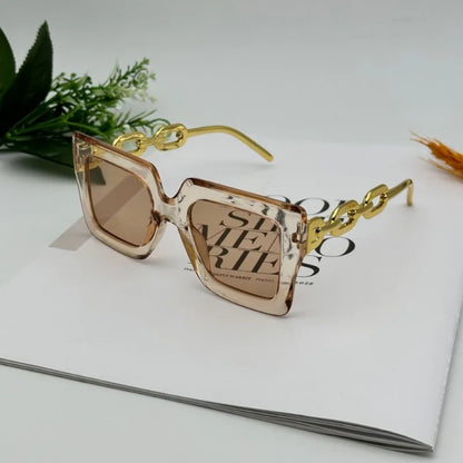 Beaira New Women's Small Frame Sunglasses Women Fashion Square Sun Glasses Outdoor Travel Trend Eyewear Shades UV400 Oculos De Sol