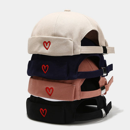 Beaira INS Literary Style Heart Love Label Docker Cap Vintage Brimless Hat Skullies Cap Beanie Hats Landlord Sailor Cap Men and Women