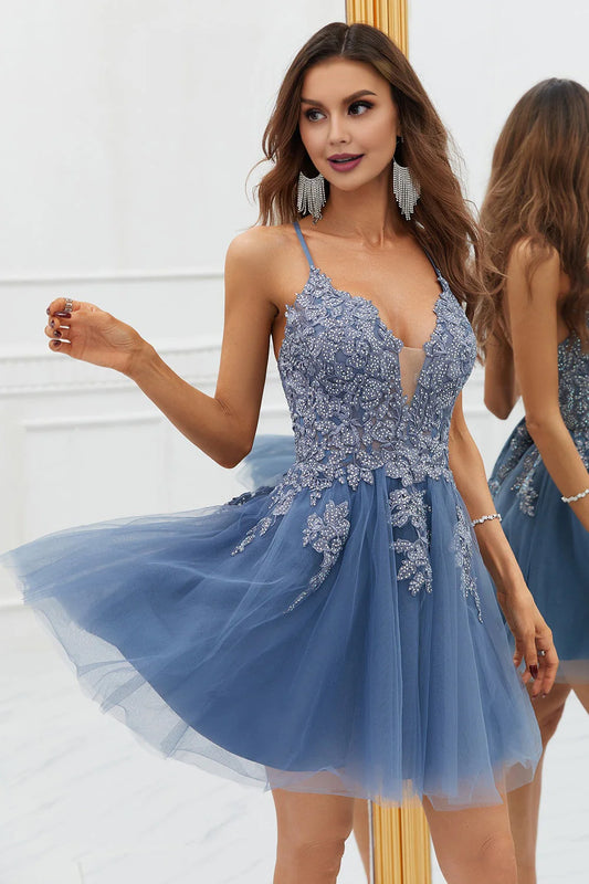 Simple Spaghetti Straps Tulle Vintage Homecoming Dress with Lace Appliques