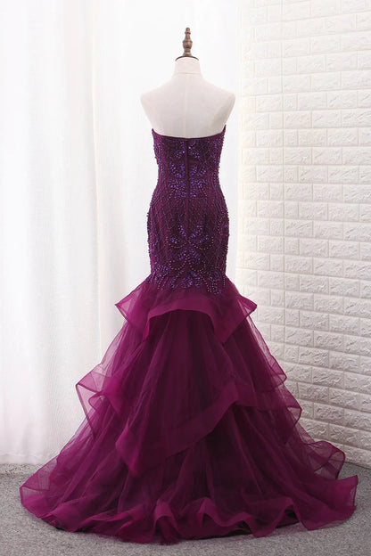 Sweetheart Mermaid Tulle Party Dresses With Beading Sweep Train