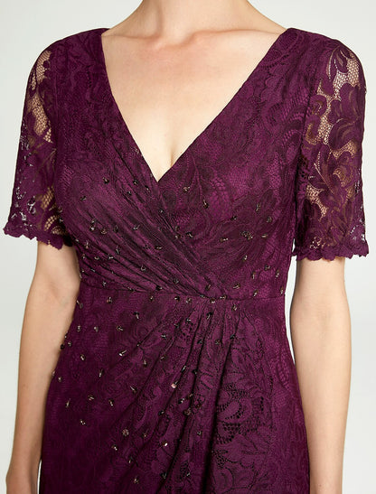 Sheath / Column Mother of the Bride Dress V Neck Floor Length Lace Short Sleeve with Lace Beading