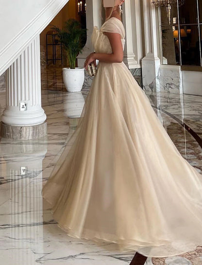 Ball Gown Prom Dresses Elegant Dress Wedding Black Tie Court Train Sleeveless One Shoulder Organza with Ruched