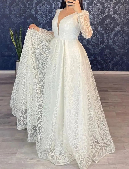 A-Line Evening Gown Elegant Dress Formal Wedding Guest Floor Length Long Sleeve V Neck Lace with Appliques